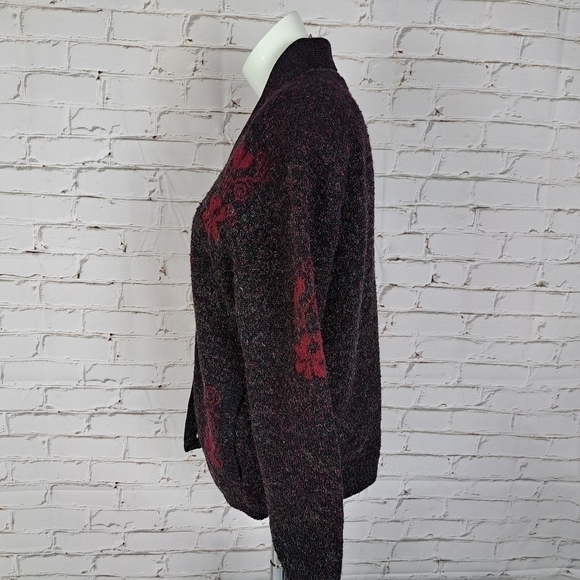 VINTAGE Handmade Knit Cardigan Sweater - Picture 5 of 11